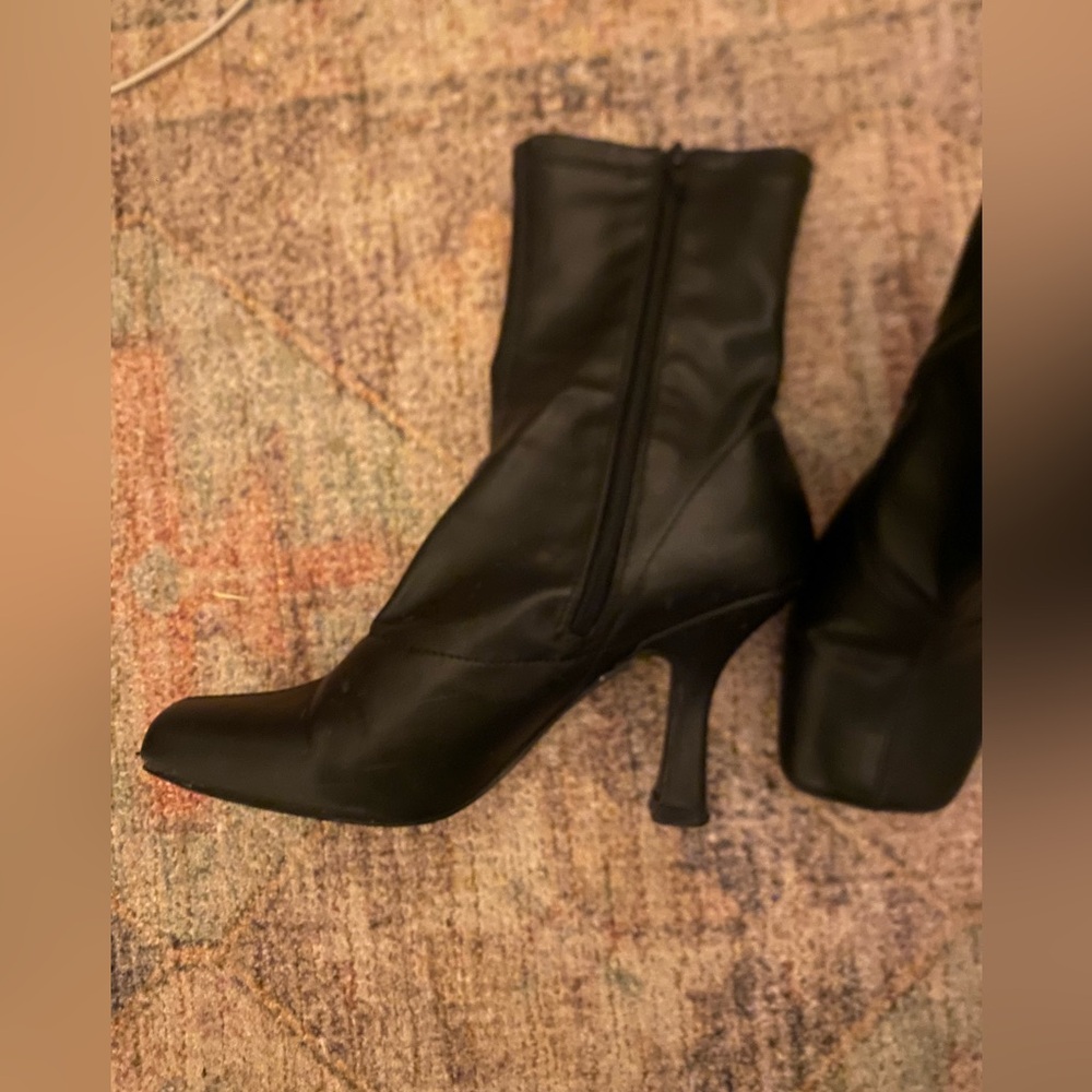 Square toe bootie - Picture 4 of 4